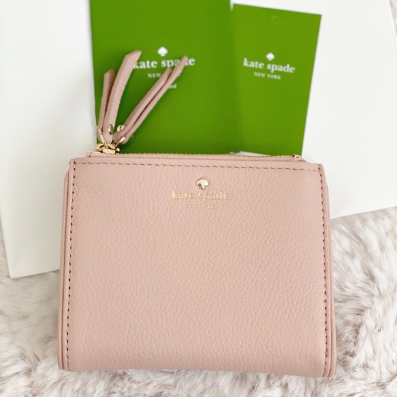 kate spade Handbags - NWT Kate Spade Malea Wallet, Black